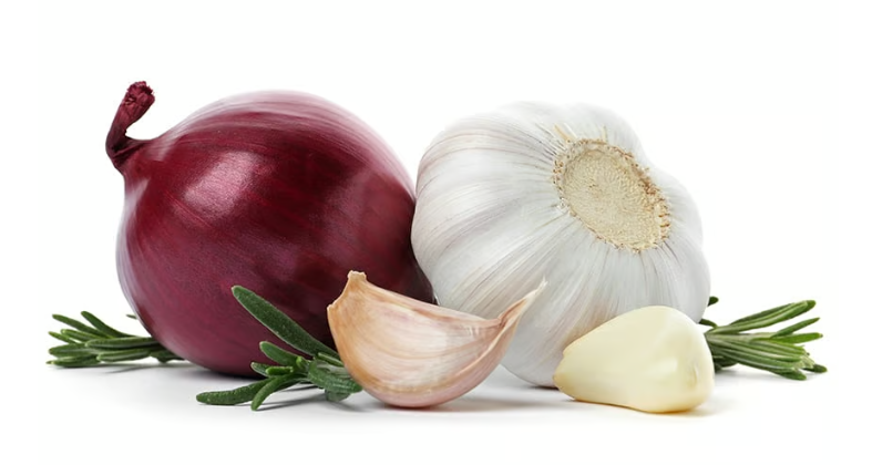Anti-inflammatory properties and immune-boosting effects of garlic and Onion