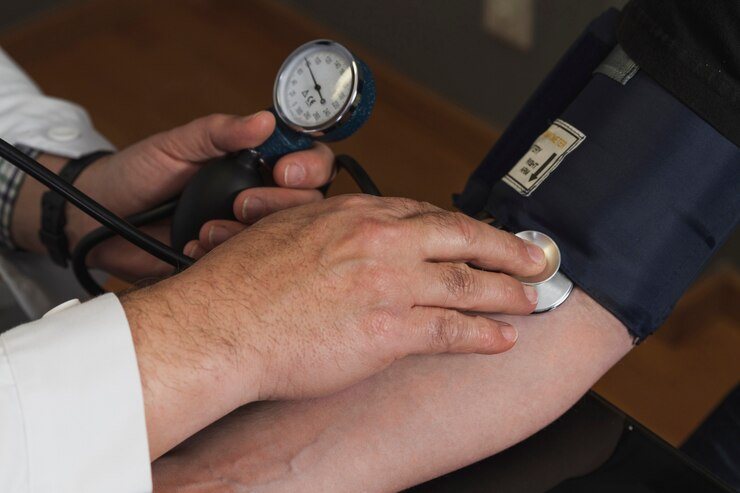 heart rate and blood pressure drop to normal levels within 20 mins of your last cigarette